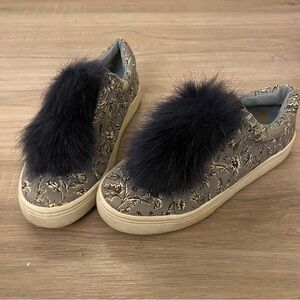 Women’s Sam Edelman Leya Pom Pom slip on sneakers Size 7.5